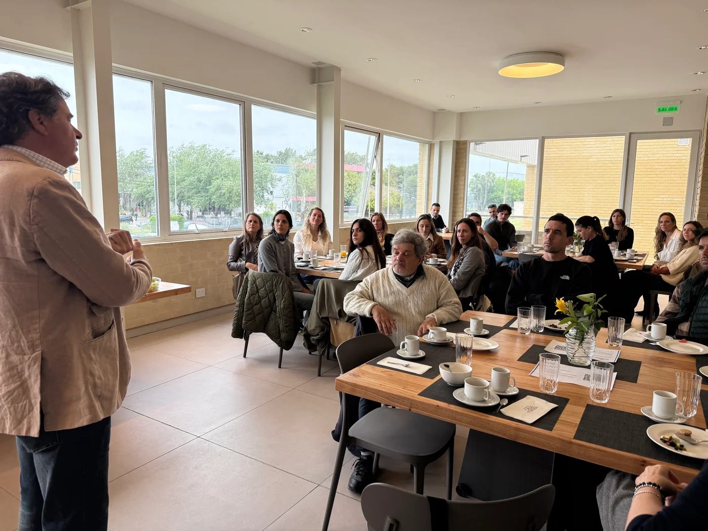 Casas inteligentes y tecnología aplicada: la experiencia de la comunidad en la planta de Cambre