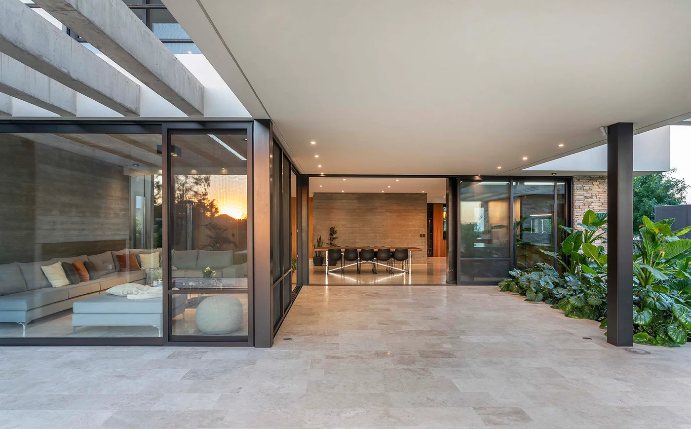 Obra: Casa EM10, Escobar, Prov. Buenos Aires
Sistema: A40 + mosquiteros
Proyecto y dirección: Arq. Eleonora Catardi Numer
