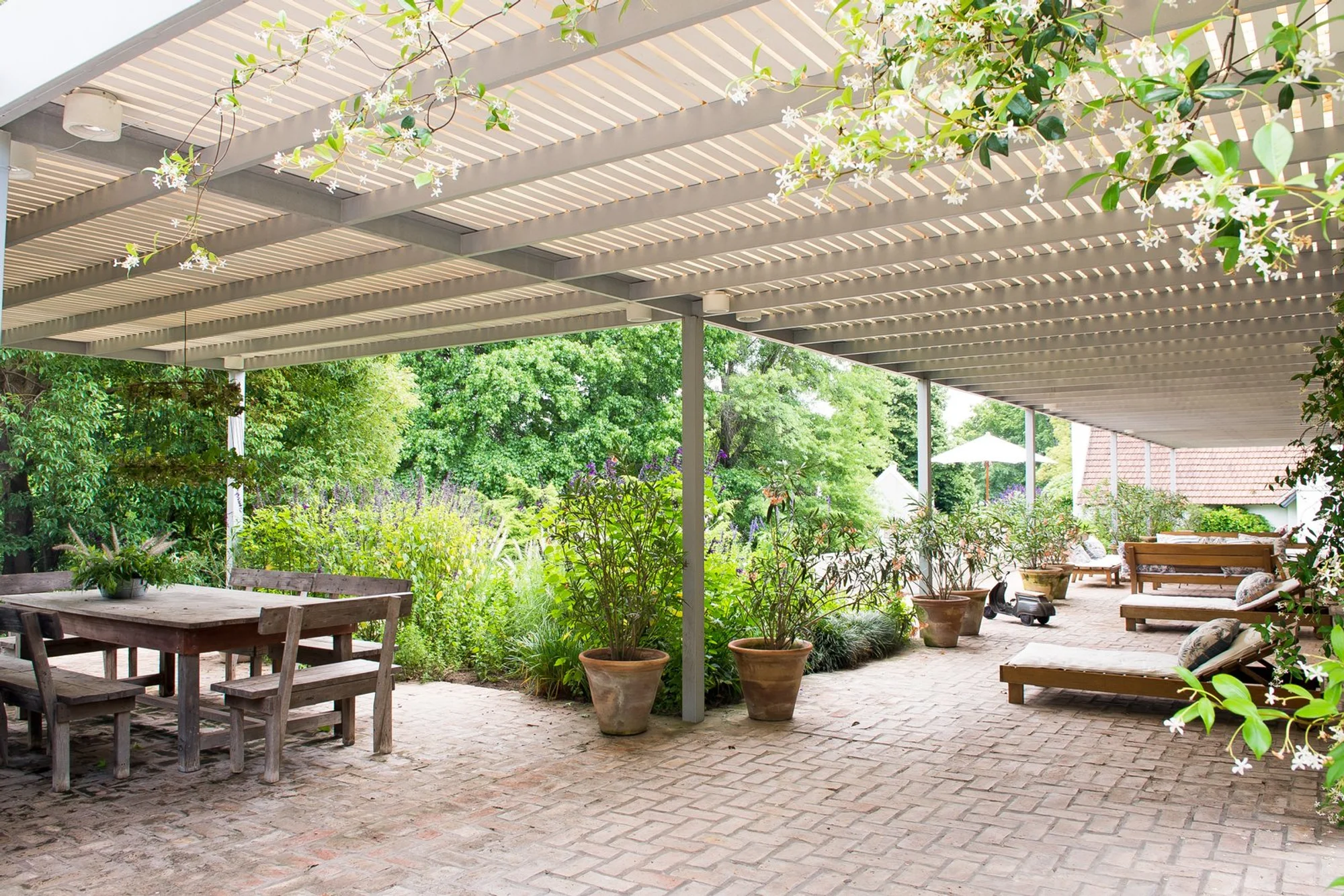 Techos corredizos para patios: precios y cómo elegir en Argentina (2026)