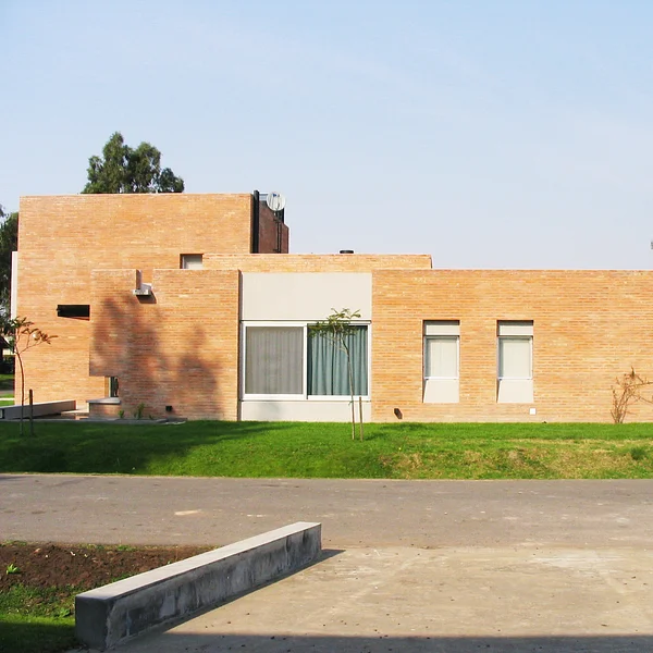 Casa Markelin - Barrio Laguna del Sol (Tigre, Buenos Aires) German Salas arquitecto