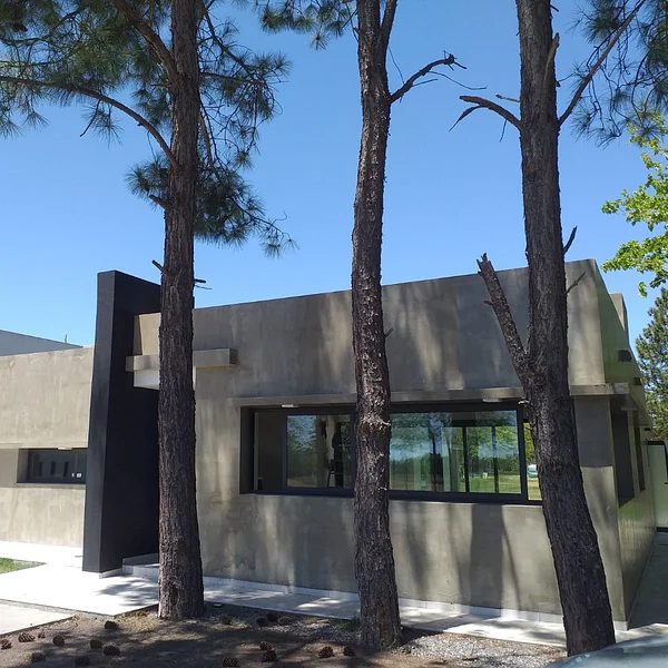 VIVIENDA EN GREENVILLE