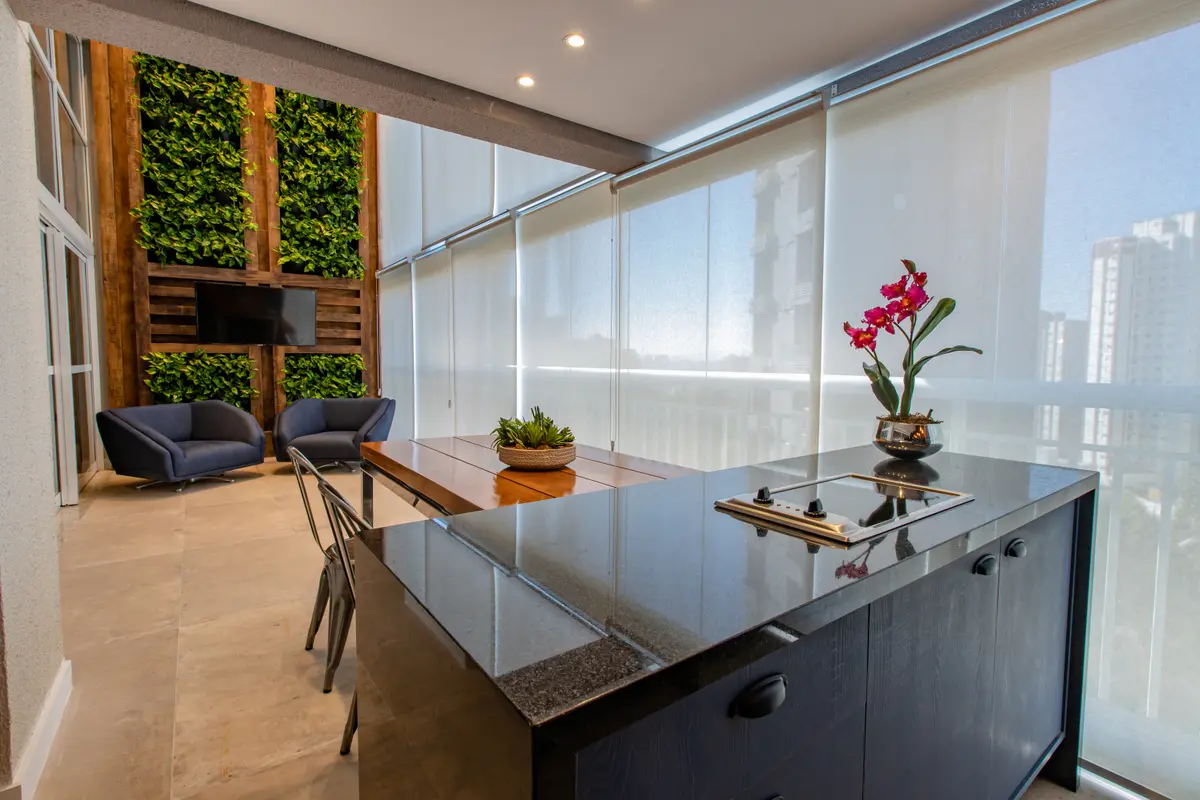 Sala Estilo Minimalista do Projeto Duo Morumbi por Pricila Dalzochio