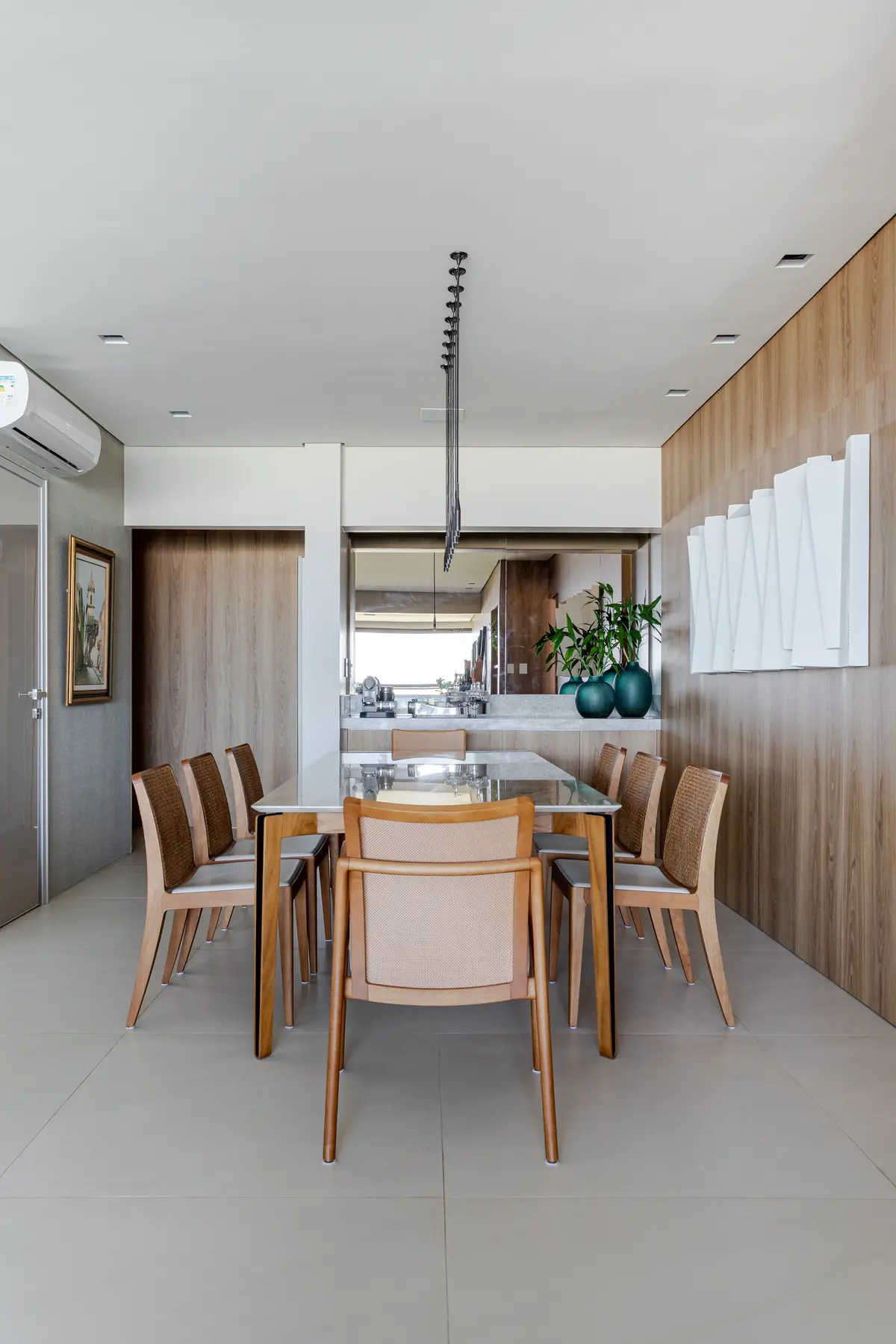 Sala Estilo Escandinavo com cor predominante Bege do Projeto Apto M | E por Arquitetura Paulo Melo E Paulo