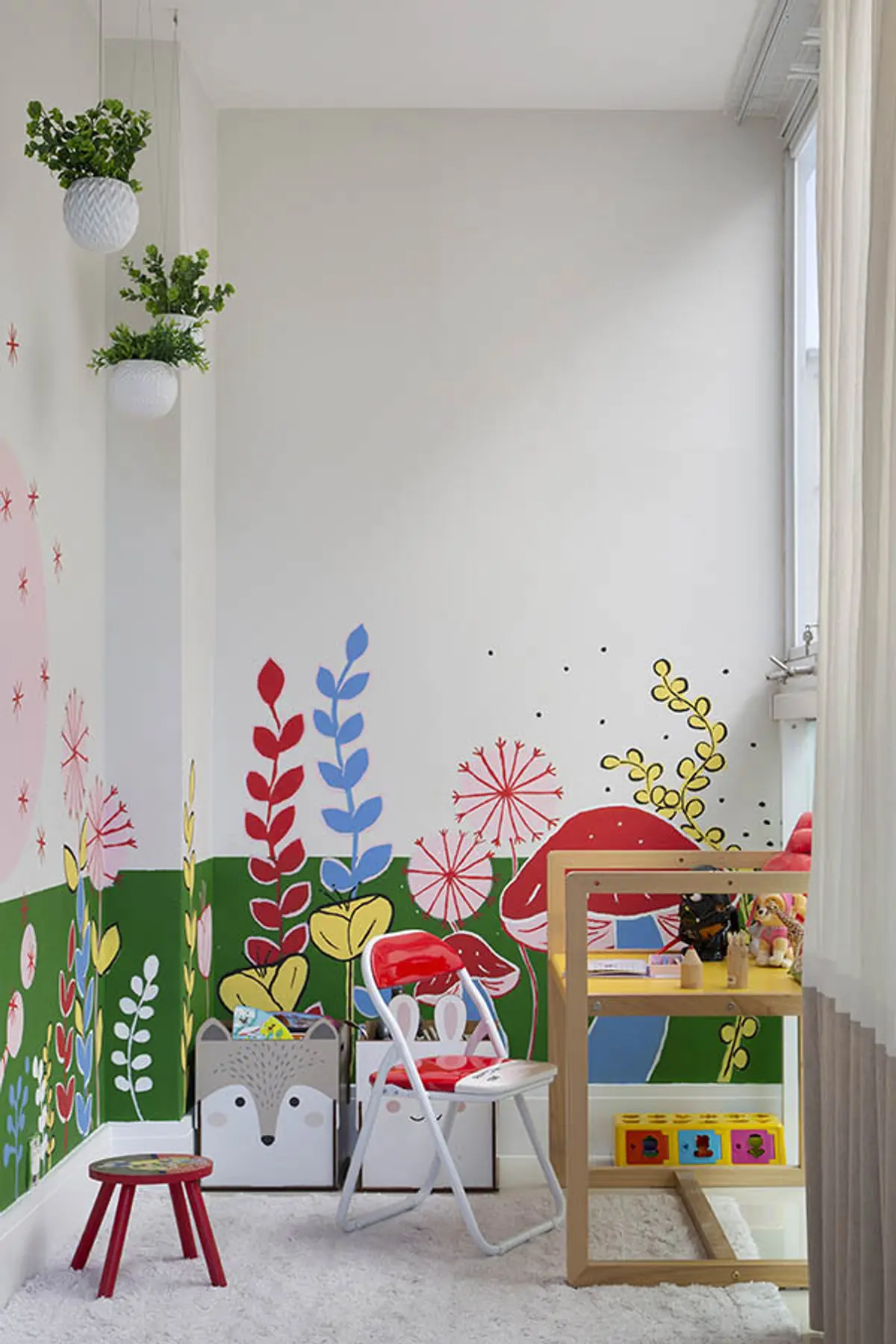 Quarto Quarto de bebês e crianças Estilo Campo com cor predominante Bege do Projeto Cobertura Arquiteta por Amanda Miranda