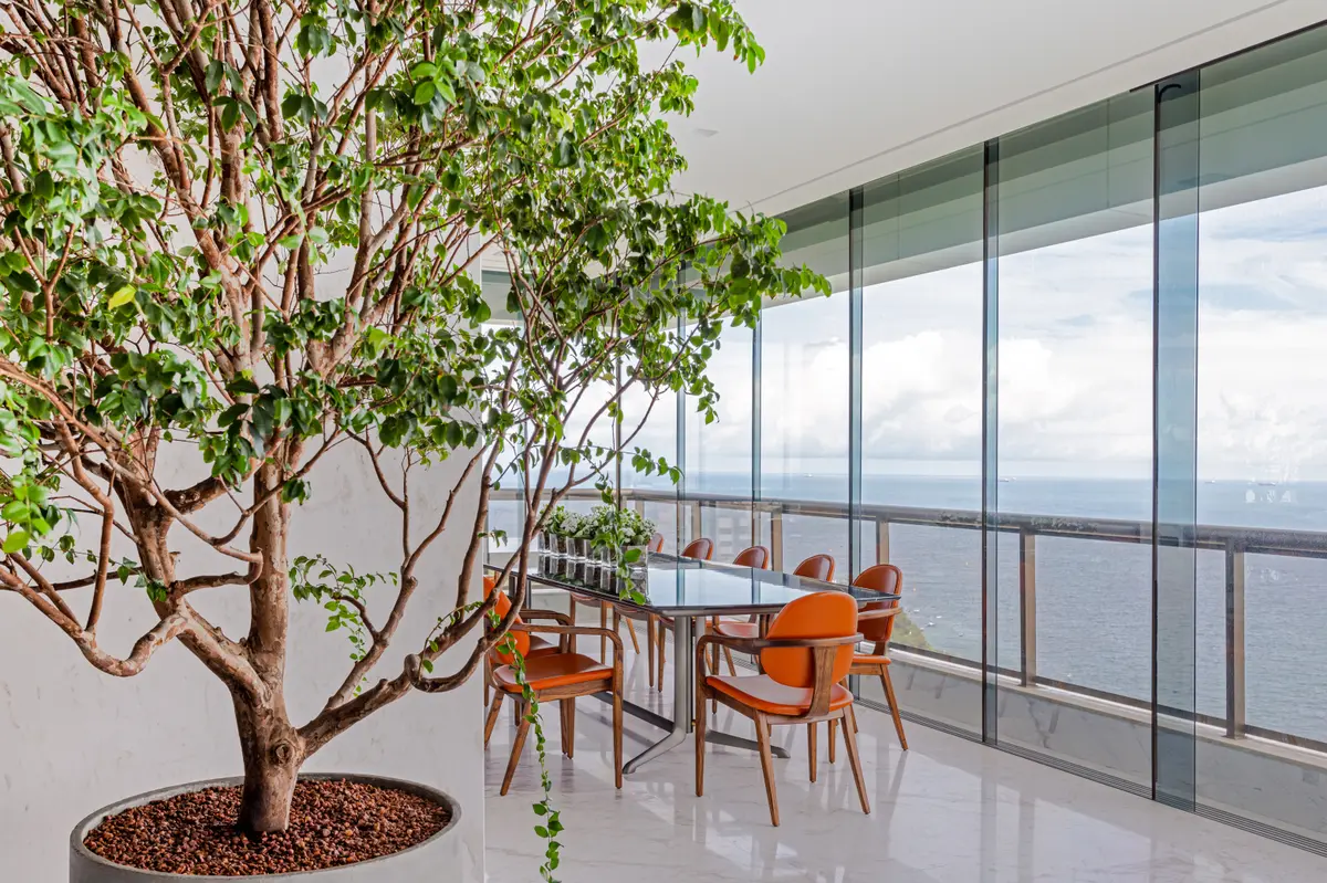 Jardim de inverno com cor predominante Bege do Projeto Apto S | A por Arquitetura Paulo Melo E Paulo