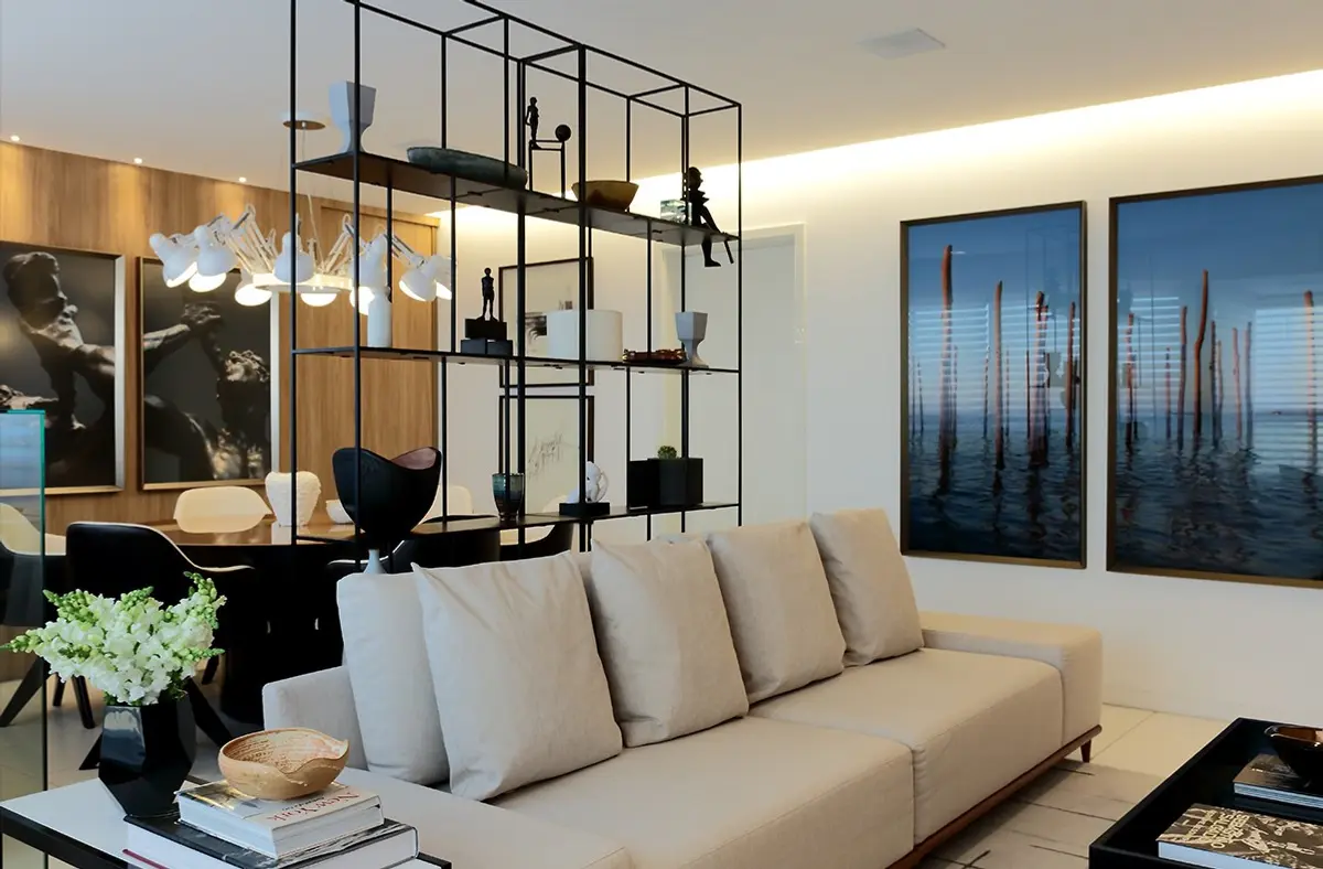 Sala Estilo Escandinavo com cor predominante Bege do Projeto Apartamento 125m Boa Viagem por André Caricio