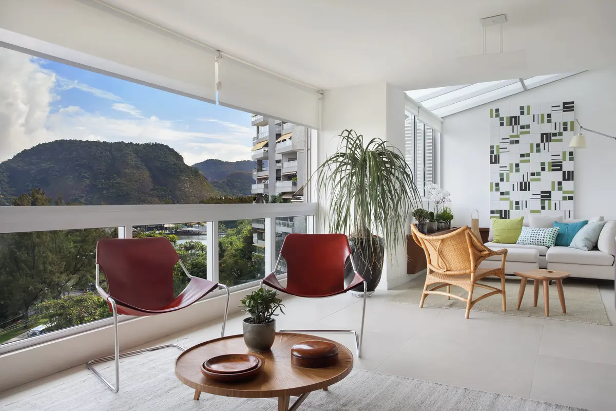 Sala com cor predominante Bege do Projeto Apartamento MN por Patrícia Marinho Arquitetura 